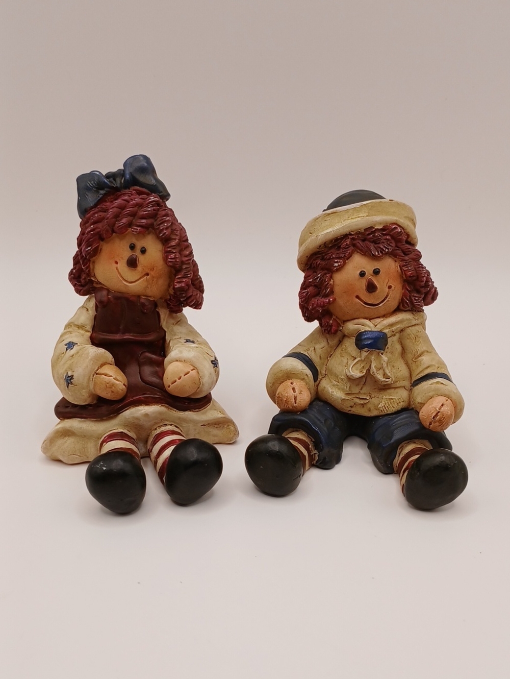 Vintage 2000 Raggedy Ann & Andy Sitting Figurines Blossum Bucket Suzi Skoglund
